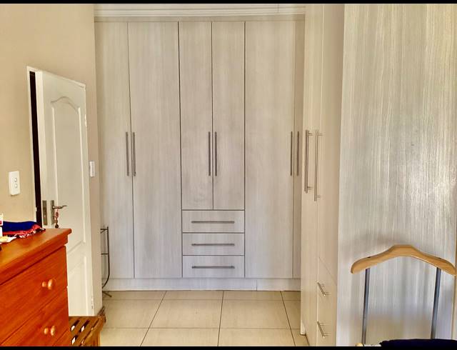 4 BEDROOM FREESTANDING FOR SALE IN BANKENVELD